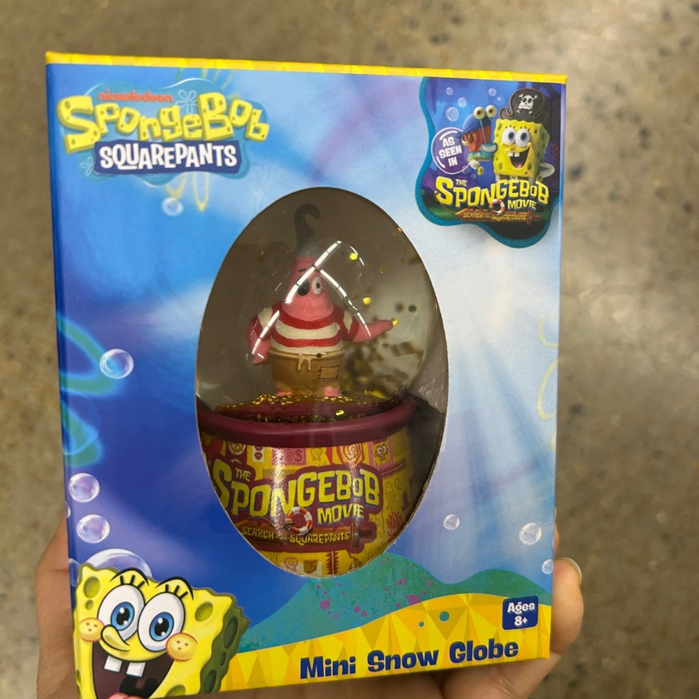 NWT Spingebob SquarePants mini snow ball